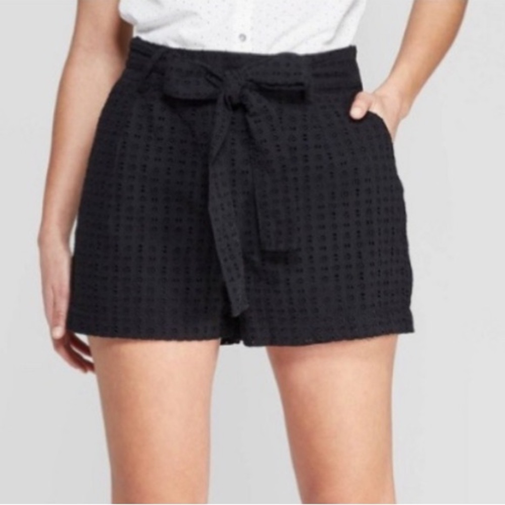 A New Day Women's Plus Size Black High Rise Eyelet Shorts - NWT